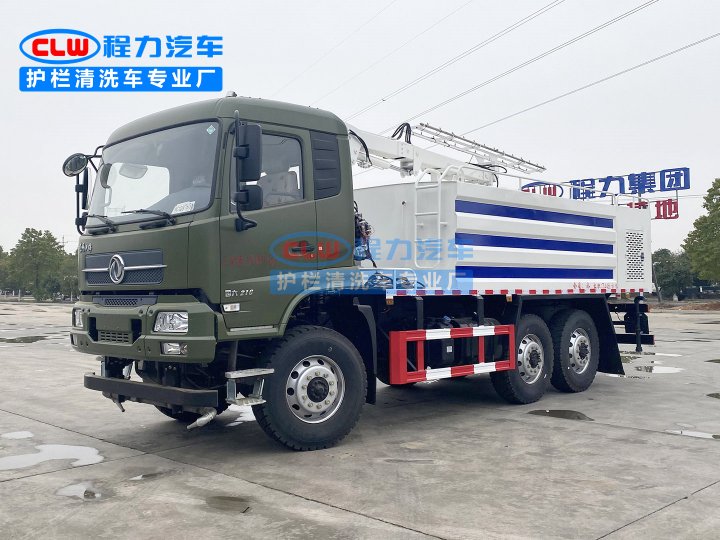 東風(fēng)天錦6驅(qū)越野光伏板清洗車(chē)